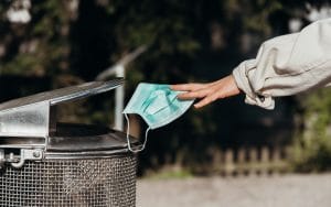 recycler masques en matériel scolaire