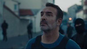 Jean Dujardin dans le film Novembre