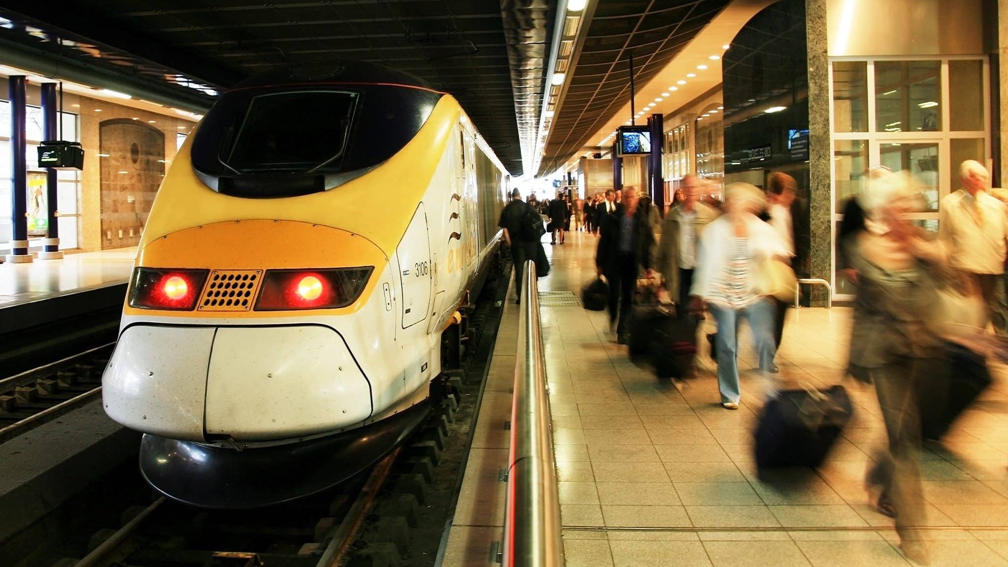 Un train en gare.