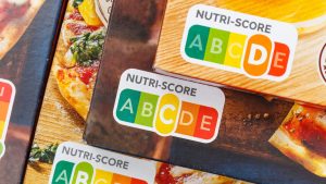 Nourriture emballée avec Nutri-score.