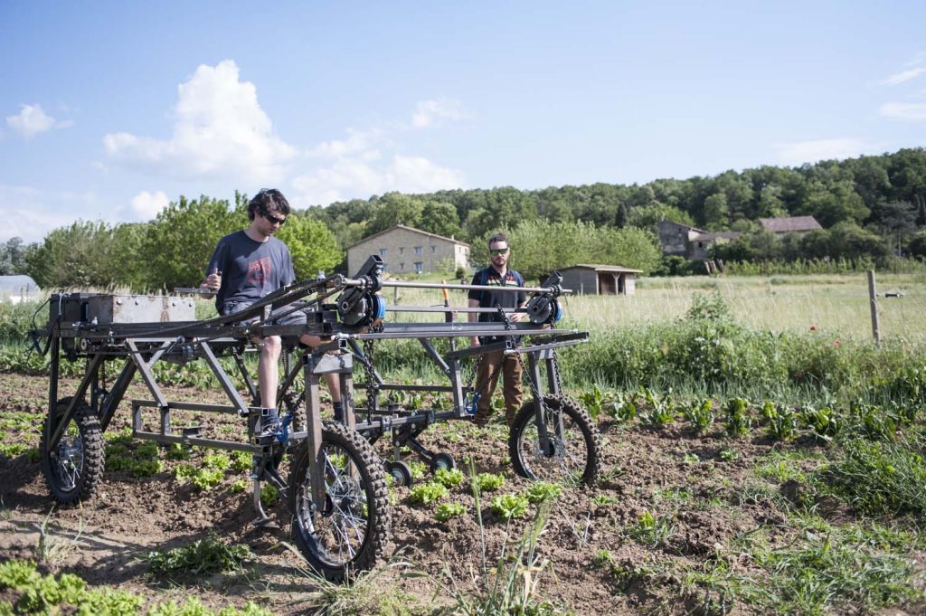 L’Atelier Paysan sensibilise et agit en faveur de l’agroécologie